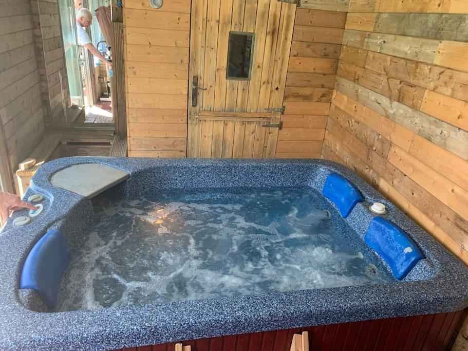 Family Holiday Home Blackpool Zewnętrze zdjęcie