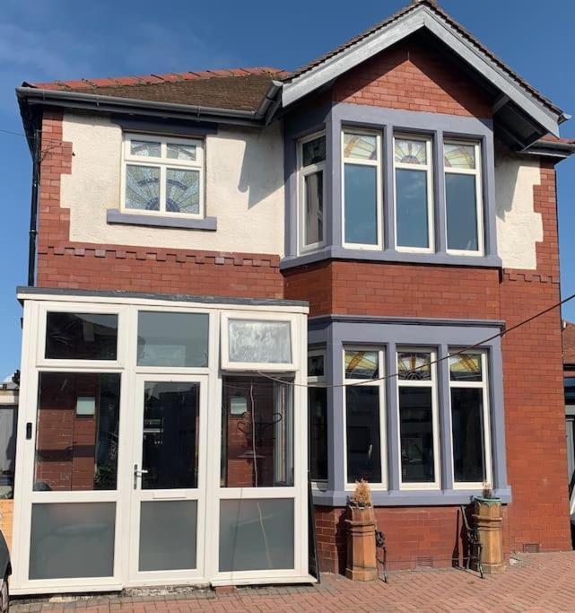 Family Holiday Home Blackpool Zewnętrze zdjęcie